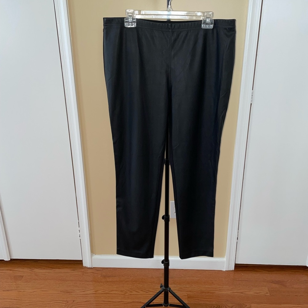 Ellen Tracy Black Leather Front Leggings - Picture 4 of 10